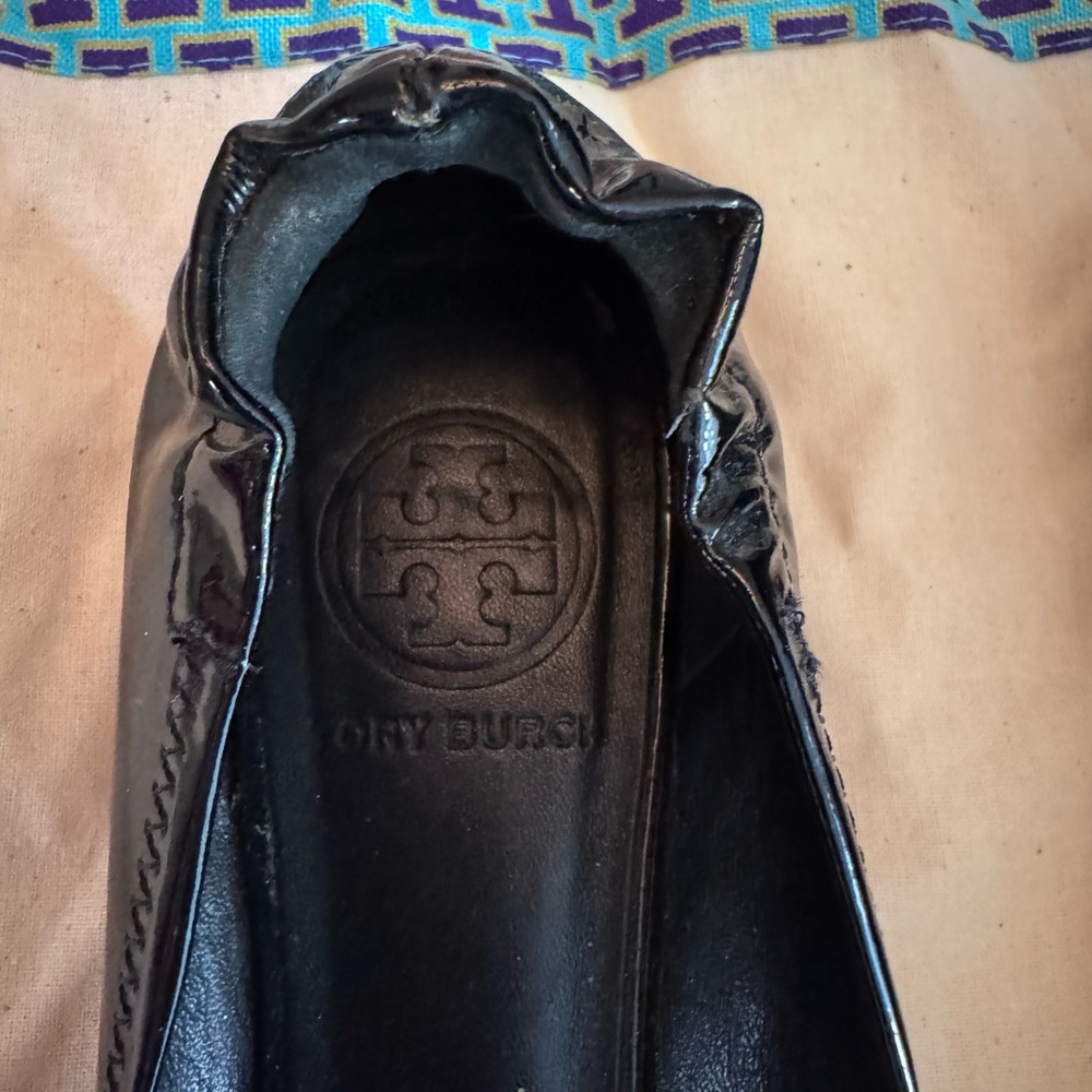 Black Patent Leather Tory Burch ballerina flats - Picture 6 of 7